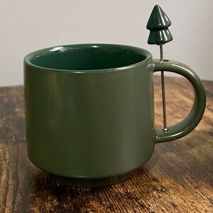Green Mug Set of 2 with Tree Stirrer